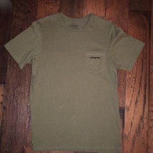 Dark Green Patagonia T-Shirt
